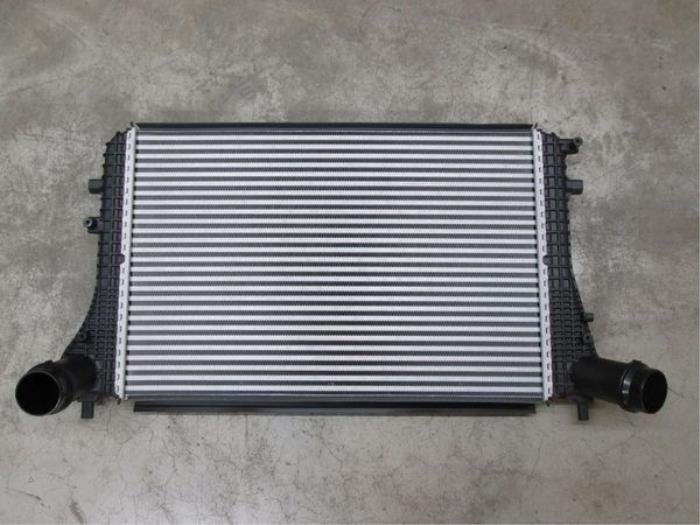 Usados Intercooler Volkswagen Beetle (16AB) 2.0 TDI 16V Precio € 211,75 IVA incluido ofrecido por NNP Automotive Group