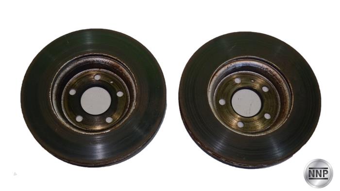 Front brake disc from a Audi A5 Sportback (8TA)  2014