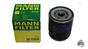 New Oil filter Peugeot 3008 II (M4/MC/MJ/MR) Price € 18,48 Inclusive VAT offered by NNP Automotive Group