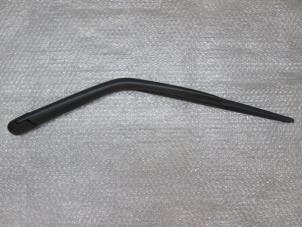 Used Rear wiper arm Renault Trafic (1FL/2FL/3FL/4FL) Price € 30,25 Inclusive VAT offered by NNP Automotive Group