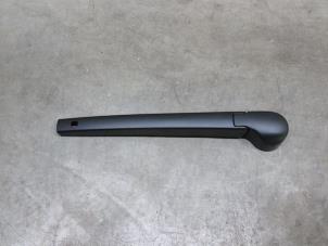 Used Rear wiper arm Volkswagen Passat Variant (3G5) Price € 18,15 Inclusive VAT offered by NNP Automotive Group