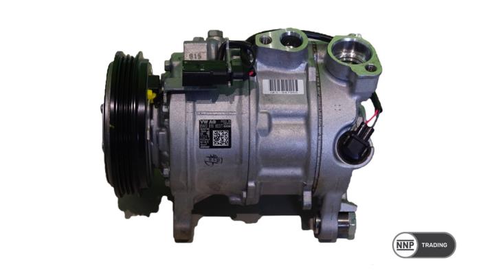 Usagé Pompe clim Audi RS 4 Avant (B9) 2.9 V6 TFSI 24V Prix € 477,95 Prix TTC proposé par NNP Automotive Group
