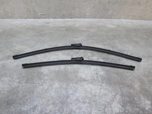 New Set of wiper blades Volkswagen CC (358) Price € 43,50 Inclusive VAT offered by NNP Automotive Group