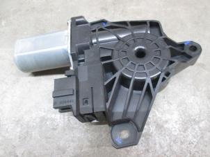 Used Door window motor Mercedes A (W176) Price € 30,25 Inclusive VAT offered by NNP Automotive Group