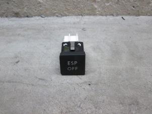 Used ESP switch Volkswagen Eos (1F7/F8) Price € 12,10 Inclusive VAT offered by NNP Automotive Group