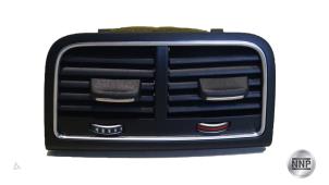 Używane Kratka wentylacyjna deski rozdzielczej Audi A5 Sportback (8TA) Cena € 18,15 Z VAT oferowane przez NNP Automotive Group