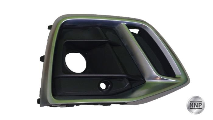 Używane Grill Audi Q5 (FYB/FYG) Cena € 42,35 Z VAT oferowane przez NNP Automotive Group