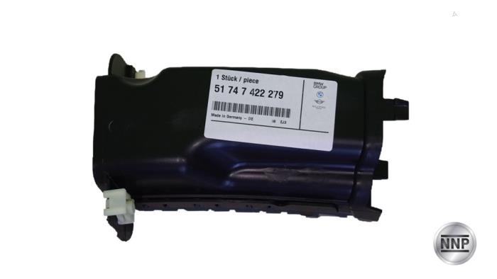 Nya Lufttratt BMW 3 serie Touring (G21) Pris € 30,00 Inklusive moms erbjuds av NNP Automotive Group