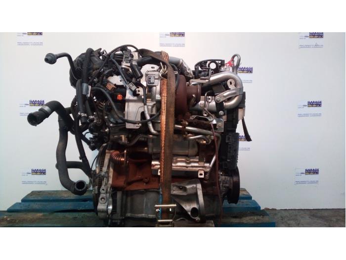 Motor van een Mercedes-Benz CLA Shooting Brake (117.9) 1.5 CLA-180 d 16V 2018
