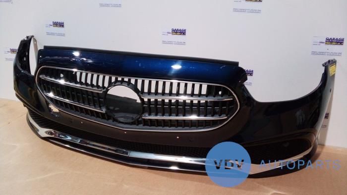 Front bumper Mercedes E E-180 1.6 Turbo 16V - A2138851203