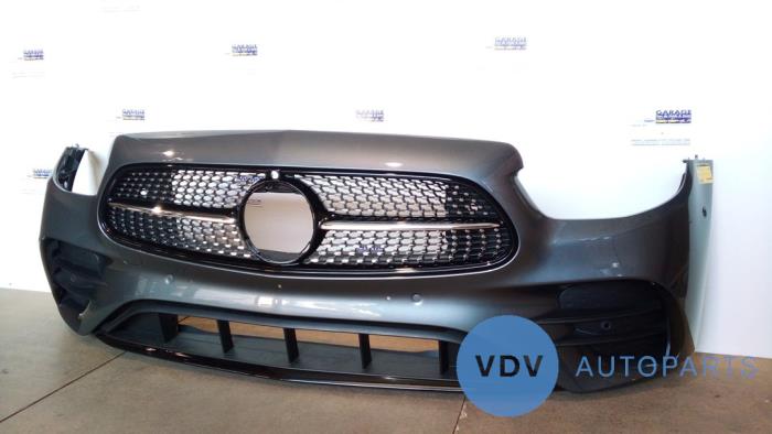 Front bumper Mercedes E E-180 1.6 Turbo 16V - A2138859606