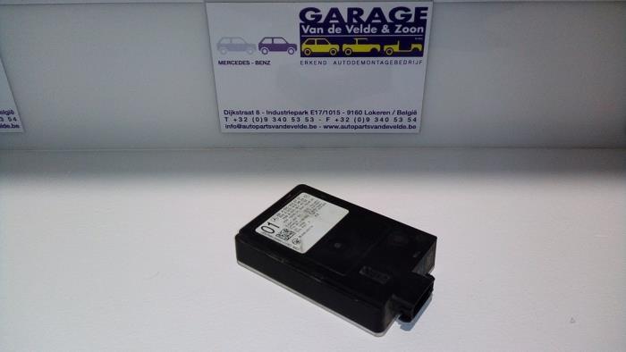 Begagnade Radarsensor Mercedes E (W213) E-200 2.0 Turbo 16V Pris € 302,50 Inklusive moms erbjuds av Autoparts Van De Velde