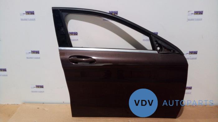 Front door 4-door, right Mercedes GLA 1.6 200 16V - A1567200205