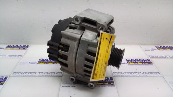 Usagé Dynamo Mercedes S (222.0/222.1) 3.0 S-450 24V 4-Matic Prix € 90,75 Prix TTC proposé par Autoparts Van De Velde
