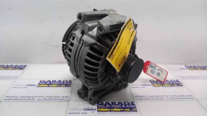 Begagnade Dynamo Mercedes E (W211) 2.2 E-200 CDI 16V Pris € 108,90 Inklusive moms erbjuds av Autoparts Van De Velde