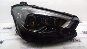 Used Headlight, right Mercedes E (W213) Price € 1.512,50 Inclusive VAT offered by Autoparts Van De Velde