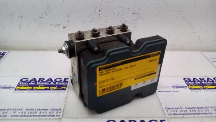 Used ABS Computer Mercedes A (W176) 1.8 A-200 CDI 16V Price € 121,00 Inclusive VAT offered by Autoparts Van De Velde