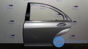 Gebrauchte Tür 4-türig rechts hinten Mercedes S (W221) 3.0 S-280 24V Preis auf Anfrage angeboten von Autoparts Van De Velde