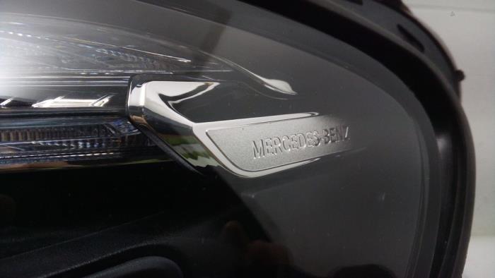 Reflektor lewy z Mercedes-Benz GLE (V167) 350de 2.0 Turbo 16V 4-Matic 2021