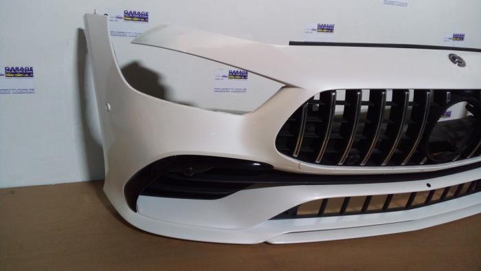 Pare-chocs avant d'un Mercedes-Benz AMG GT 4-door coupe (X290) 3.0 43 EQ boost 2020