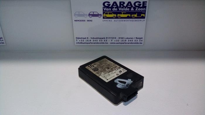 Begagnade Radarsensor Mercedes C (W205) C-180d 1.6 Turbo 16V Pris € 108,90 Inklusive moms erbjuds av Autoparts Van De Velde