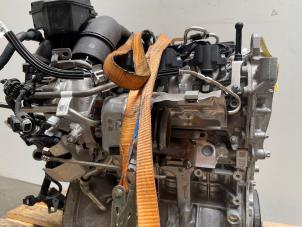 Engine from a Mercedes-Benz A (177.0) 1.3 A-250 e Turbo 16V 2020