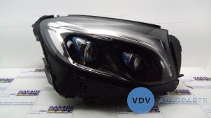 Begagnade Strålkastare, höger Mercedes GLC (X253) 2.0 260 16V 4-Matic Pris € 828,85 Inklusive moms erbjuds av Autoparts Van De Velde