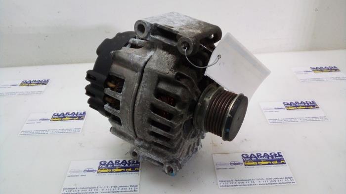 Dynamo Mercedes E (W213), 2016 / 2023 3.0 E-43 AMG V6 Turbo 24V 4-Matic, Berline, 4 portes, Essence, 2.996cc, 295kW (401pk), 4x4, M276823, 2016-07 / 2018-05, 213.064 (Occasion)