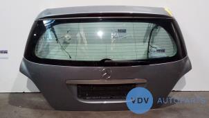 Używane Pokrywa bagaznika Mercedes R (W251) 3.0 350 CDI V6 24V 4-Matic Cena € 423,50 Z VAT oferowane przez Autoparts Van De Velde