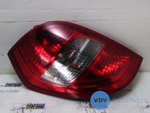 Begagnade Baklykta, vänster Mercedes A (W169) 2.0 A-180 CDI 16V Pris € 60,50 Inklusive moms erbjuds av Autoparts Van De Velde