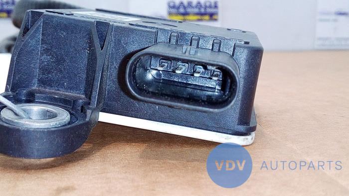 Nox sensor from a Mercedes-Benz E (W212) E-220 CDI 16V BlueEfficiency 2014
