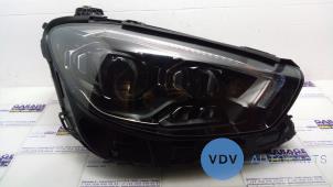 Used Headlight, right Mercedes E (W213) Price € 1.512,50 Inclusive VAT offered by Autoparts Van De Velde
