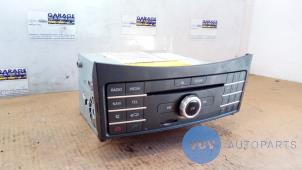 Usagé Radio Mercedes E (R207) E-220 CDI 16V BlueTEC Prix € 272,25 Prix TTC proposé par Autoparts Van De Velde