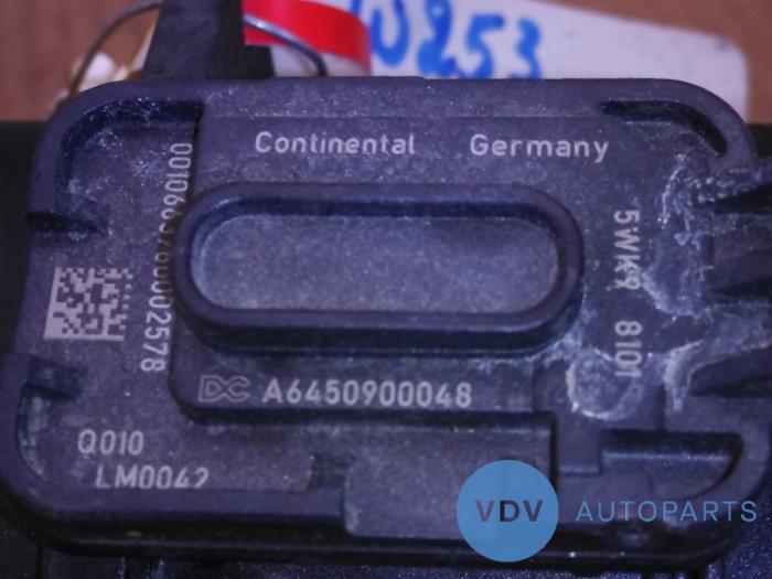 Air mass meter Mercedes CLS 220 CDI BlueTEC, 220 d 2.1 16V