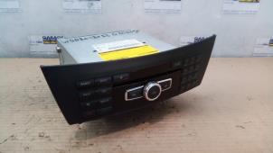 Used Radio Mercedes C (W204) 2.2 C-180 CDI 16V BlueEFFICIENCY Price on request offered by Autoparts Van De Velde