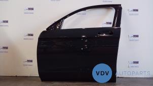 Używane Drzwi lewe przednie wersja 4-drzwiowa Mercedes GLC Coupe (C253) 2.0 200 16V Cena € 707,85 Z VAT oferowane przez Autoparts Van De Velde