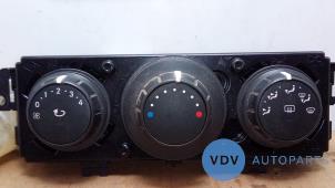 Usados Panel de control de calefacción Mercedes Citan (415.6) 1.5 108 CDI Precio € 72,60 IVA incluido ofrecido por Autoparts Van De Velde