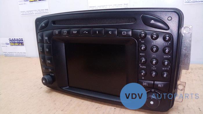 Radio de un Mercedes-Benz Viano (639) 2.0 CDI 16V 2008