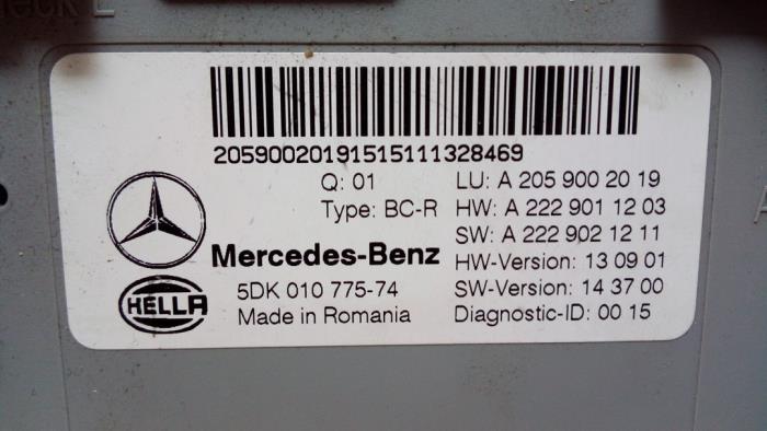 Comfort Module from a Mercedes-Benz GLC (X253) 2.0 250 16V 4-Matic 2015