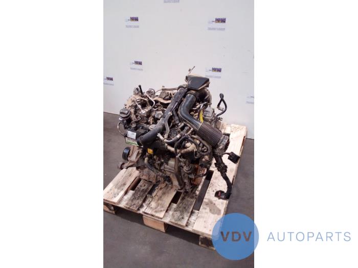 Motor van een Mercedes-Benz B (W247) 1.3 B-180 Turbo 16V 2020
