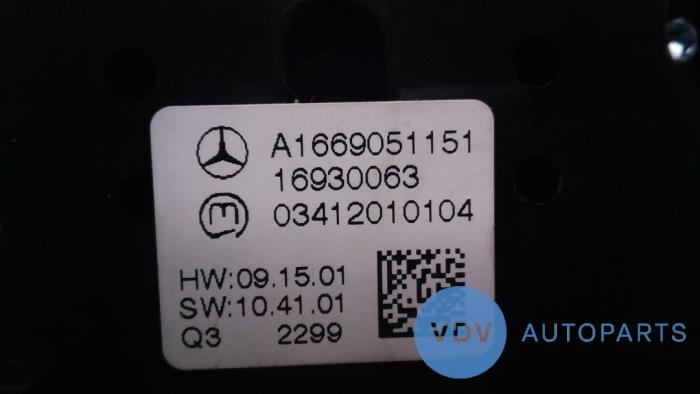 Przelacznik (rózne) z Mercedes-Benz ML III (166) 3.0 ML-350 BlueTEC V6 24V 4-Matic 2013