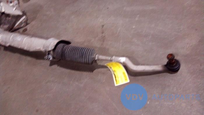 Steering box from a Mercedes-Benz A (W169) 1.7 A-170 5-Drs. 2007