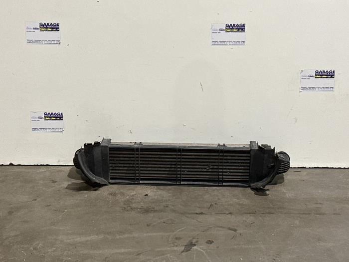 Usados Intercooler Mercedes E (W212) E-200 CDI 16V BlueEfficiency,BlueTEC Precio € 60,50 IVA incluido ofrecido por Autoparts Van De Velde