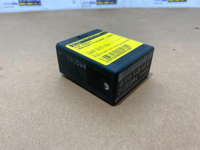 Usados Módulo EGR Mercedes E diesel (W124) 2.5 E-250D 20V Precio € 30,25 IVA incluido ofrecido por Autoparts Van De Velde