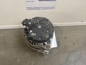 Dynamo van een Mercedes-Benz A (W176) 1.5 A-160 CDI, A-160d 16V 2015