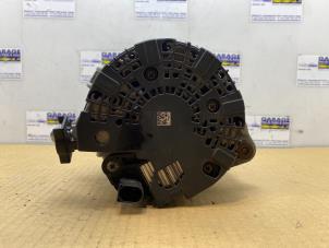 Dynamo van een Mercedes-Benz A (W176) 1.5 A-160 CDI, A-160d 16V 2015