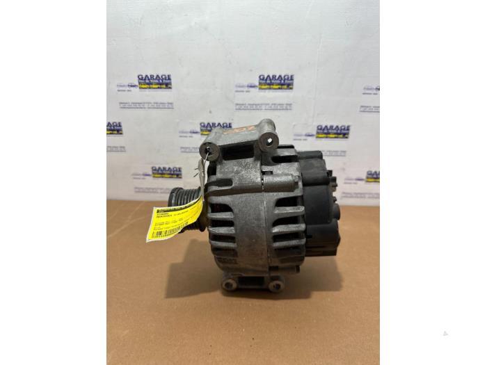Usagé Dynamo Mercedes C (W204) 1.8 C-200 CGI 16V Prix € 108,90 Prix TTC proposé par Autoparts Van De Velde