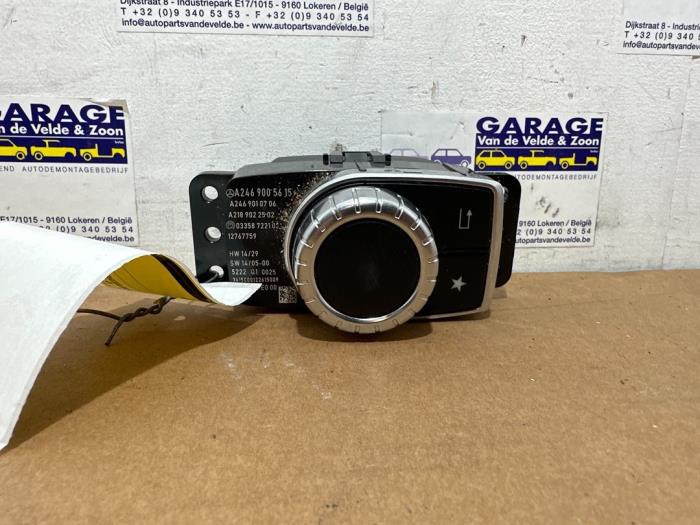 Usagé Commande ordinateur de bord Mercedes B (W246/W242) 2.0 B-250 BlueEFFICIENCY Turbo 16V 4-Matic Prix € 36,30 Prix TTC proposé par Autoparts Van De Velde