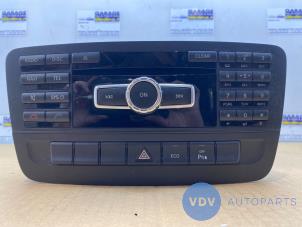 Used Radio Mercedes B (W246,242) 1.8 B-180 CDI BlueEFFICIENCY 16V Price € 272,25 Inclusive VAT offered by Autoparts Van De Velde