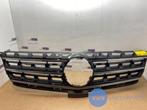 Used Grille Mercedes ML III (166) 2.1 ML-250 CDI 16V BlueTEC 4-Matic Price € 211,75 Inclusive VAT offered by Autoparts Van De Velde